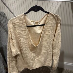 Roxy Cream V-Neck Sweater with Cozy Textured Design